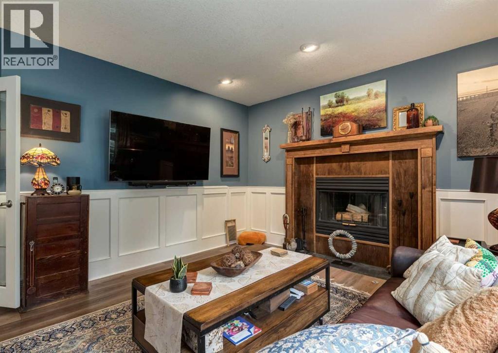492 Silvergrove Gardens NW, Calgary, Alberta  T3B 4S8 - Photo 12 - A2347378