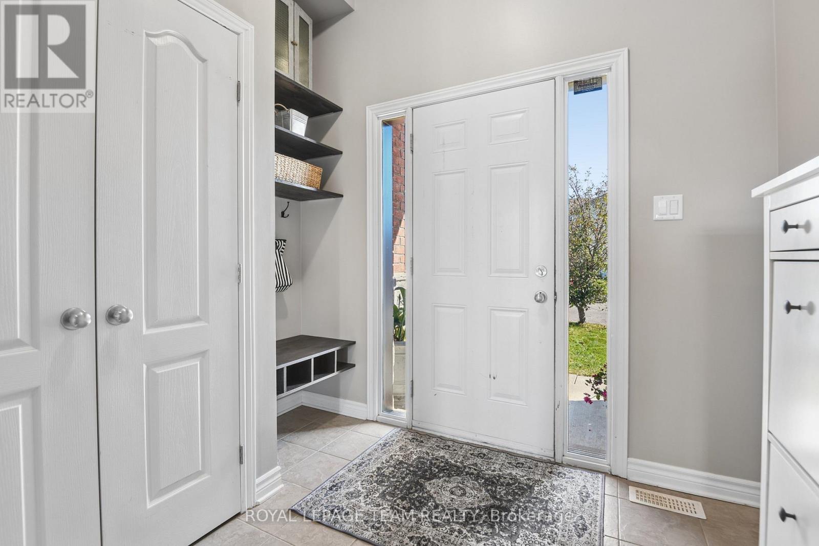 1076 Northgraves Crescent, Ottawa, Ontario  K2M 0C6 - Photo 4 - X13841680