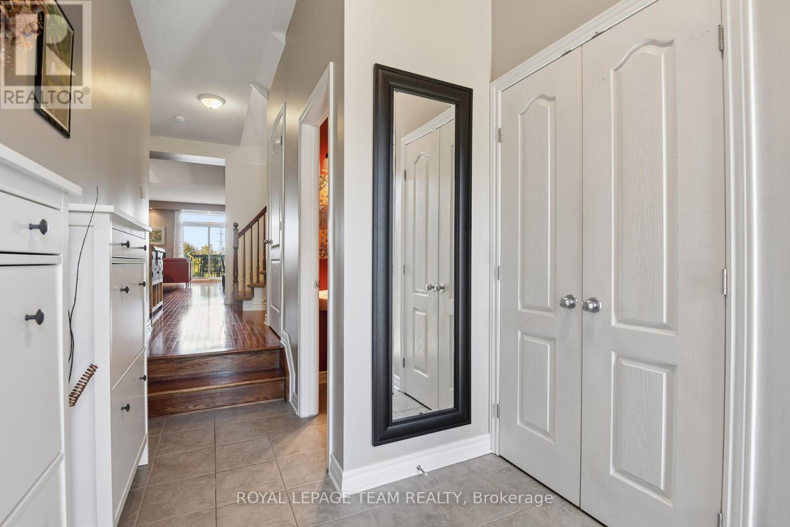 1076 Northgraves Crescent, Ottawa, Ontario  K2M 0C6 - Photo 5 - X13841680