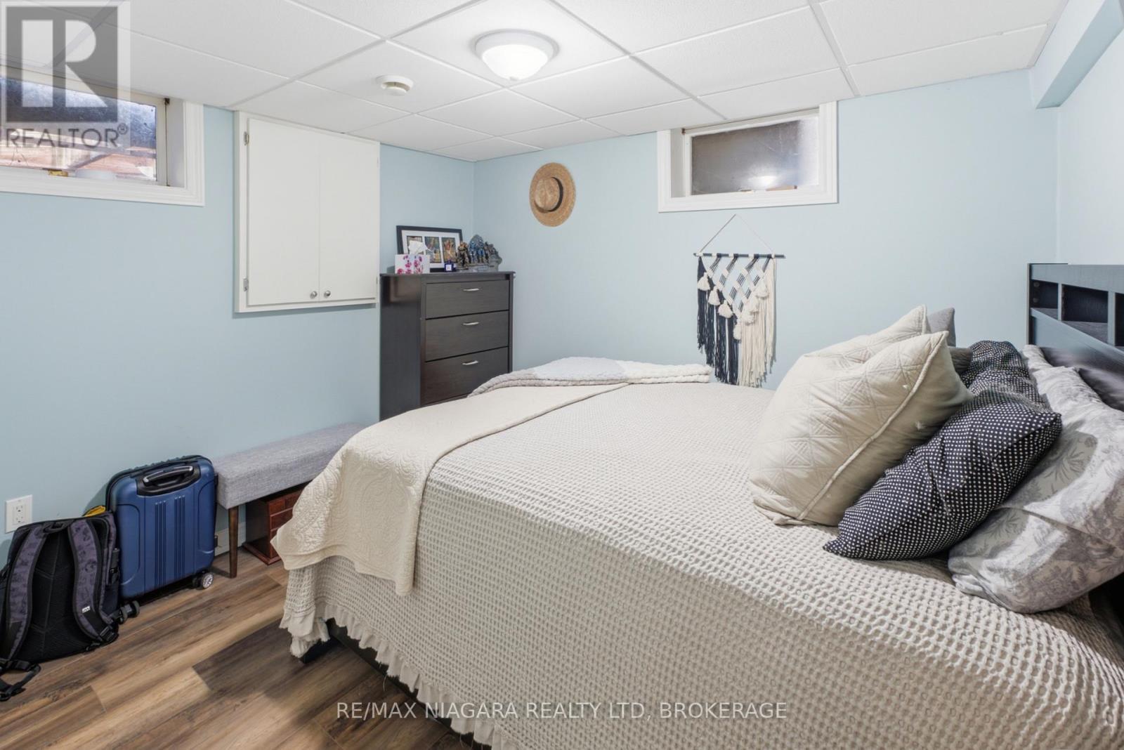 1042 Lakeshore Road W, St. Catharines, Ontario  L2R 6P9 - Photo 24 - X13841652