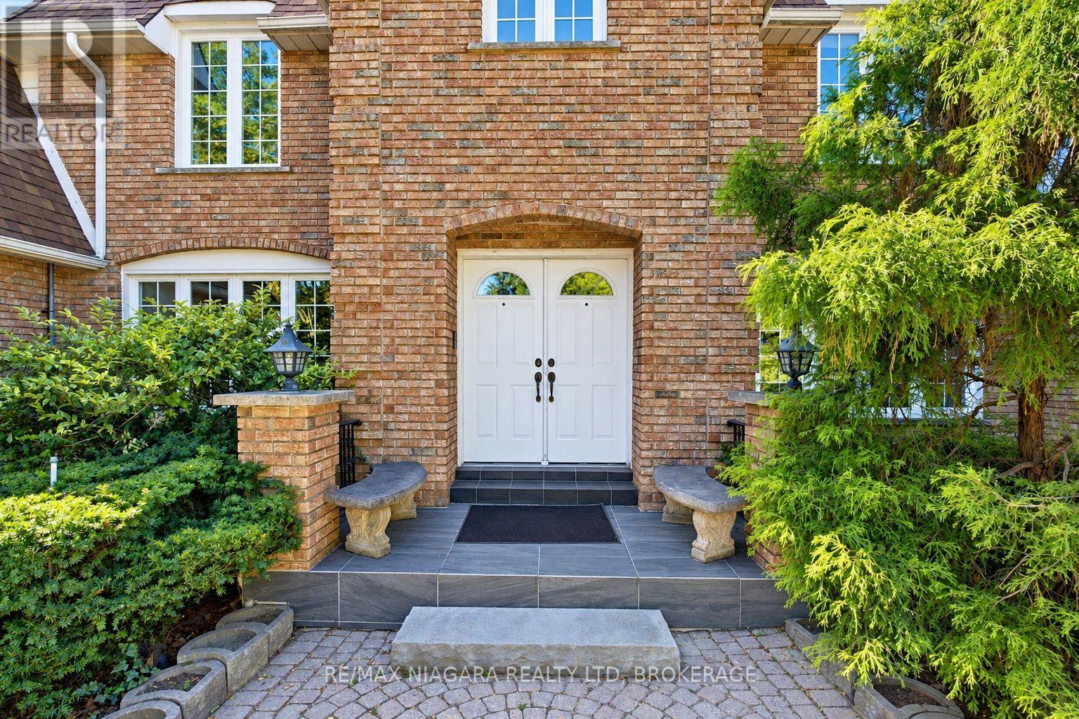1302 Four Mile Creek Road, Niagara-On-The-Lake, Ontario  L0S 1J0 - Photo 12 - X13841658