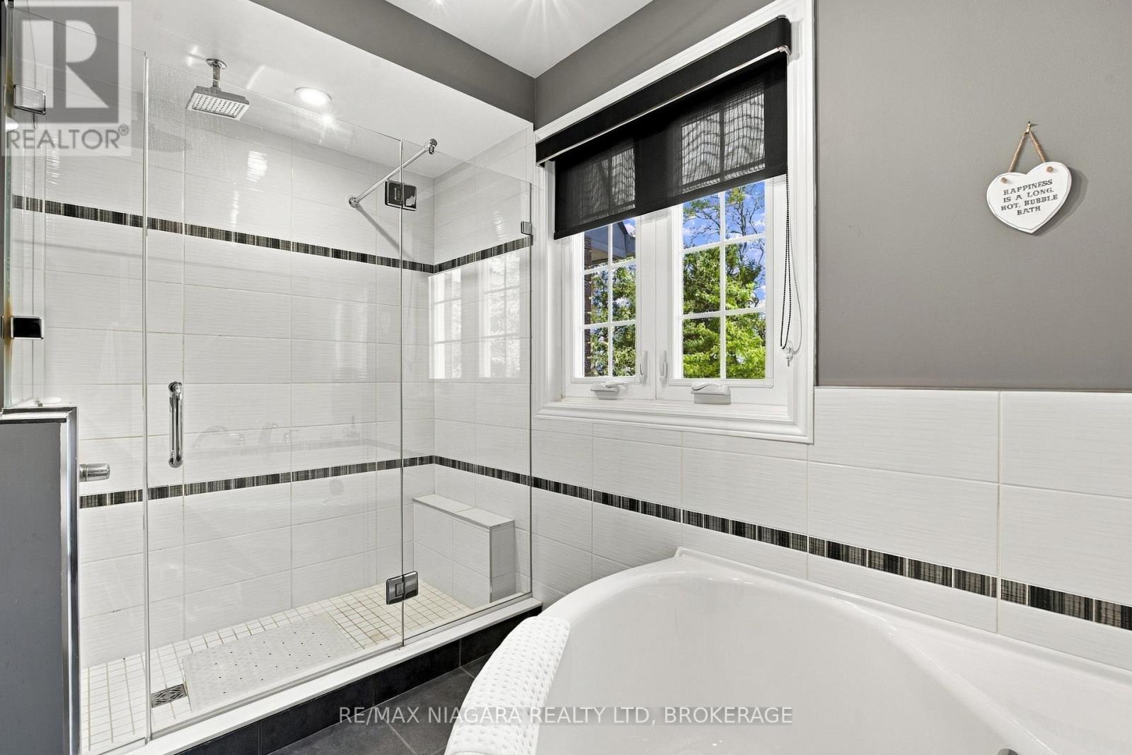 1302 Four Mile Creek Road, Niagara-On-The-Lake, Ontario  L0S 1J0 - Photo 28 - X13841658