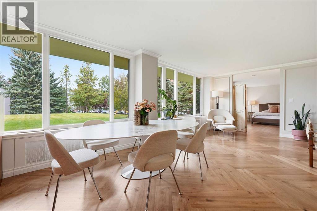 203/204, 3339 Rideau Place SW