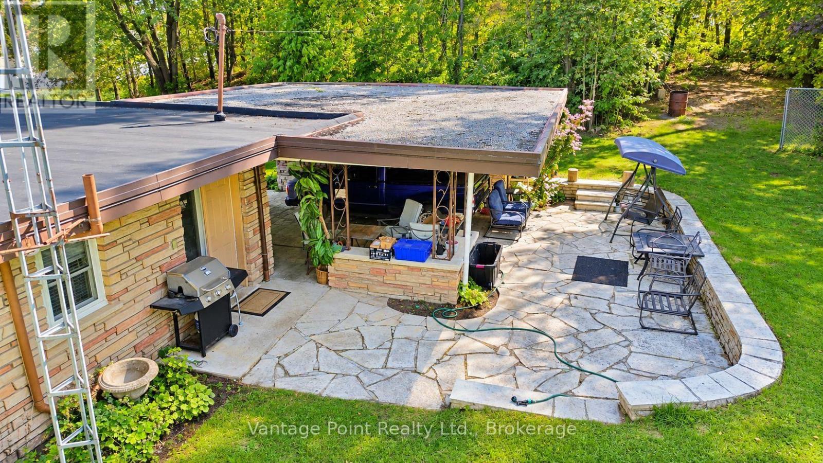 317048 6 & 10 Highway, Chatsworth, Ontario  N0H 1G0 - Photo 6 - X13841728