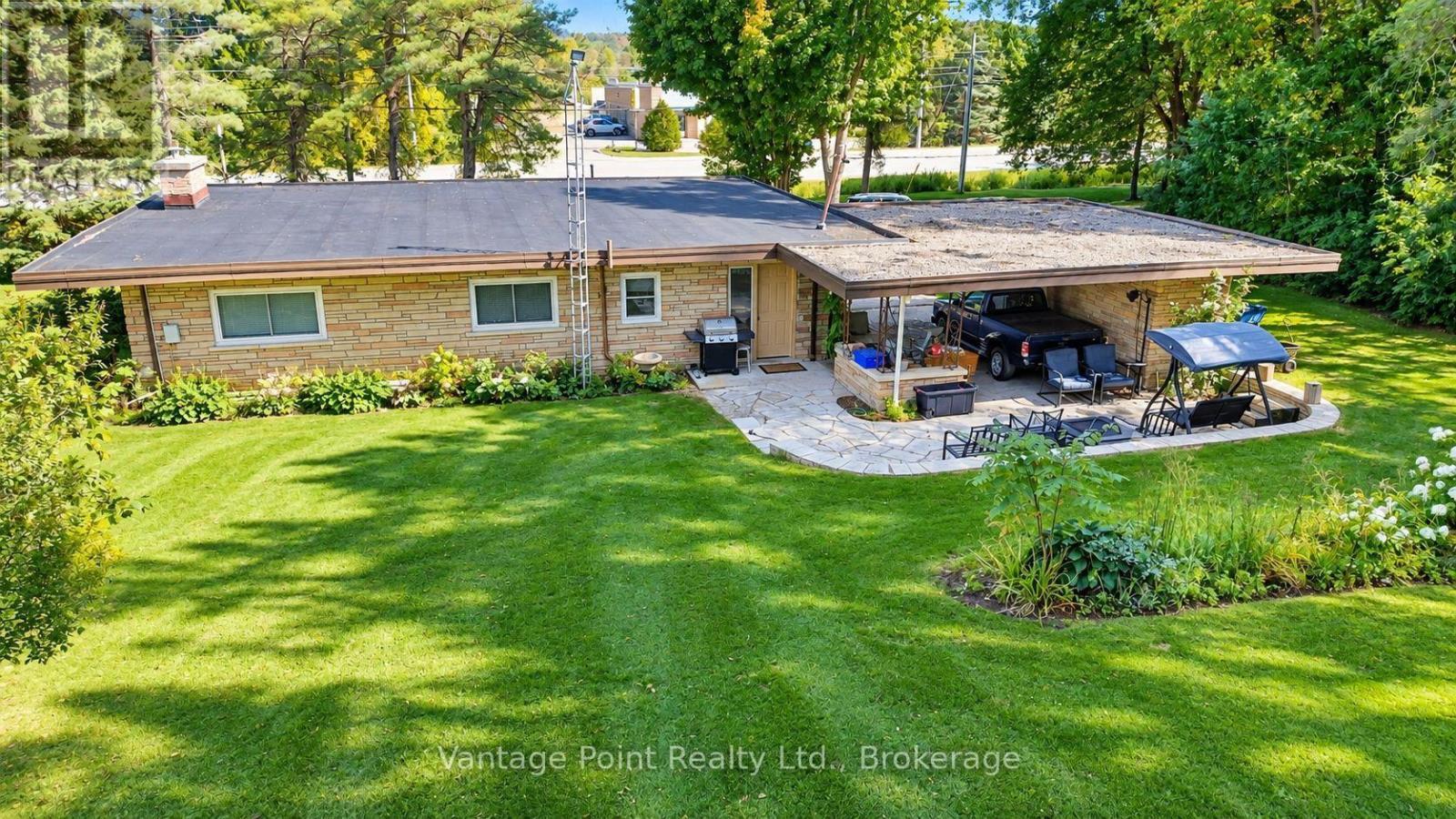 317048 6 & 10 Highway, Chatsworth, Ontario  N0H 1G0 - Photo 8 - X13841728