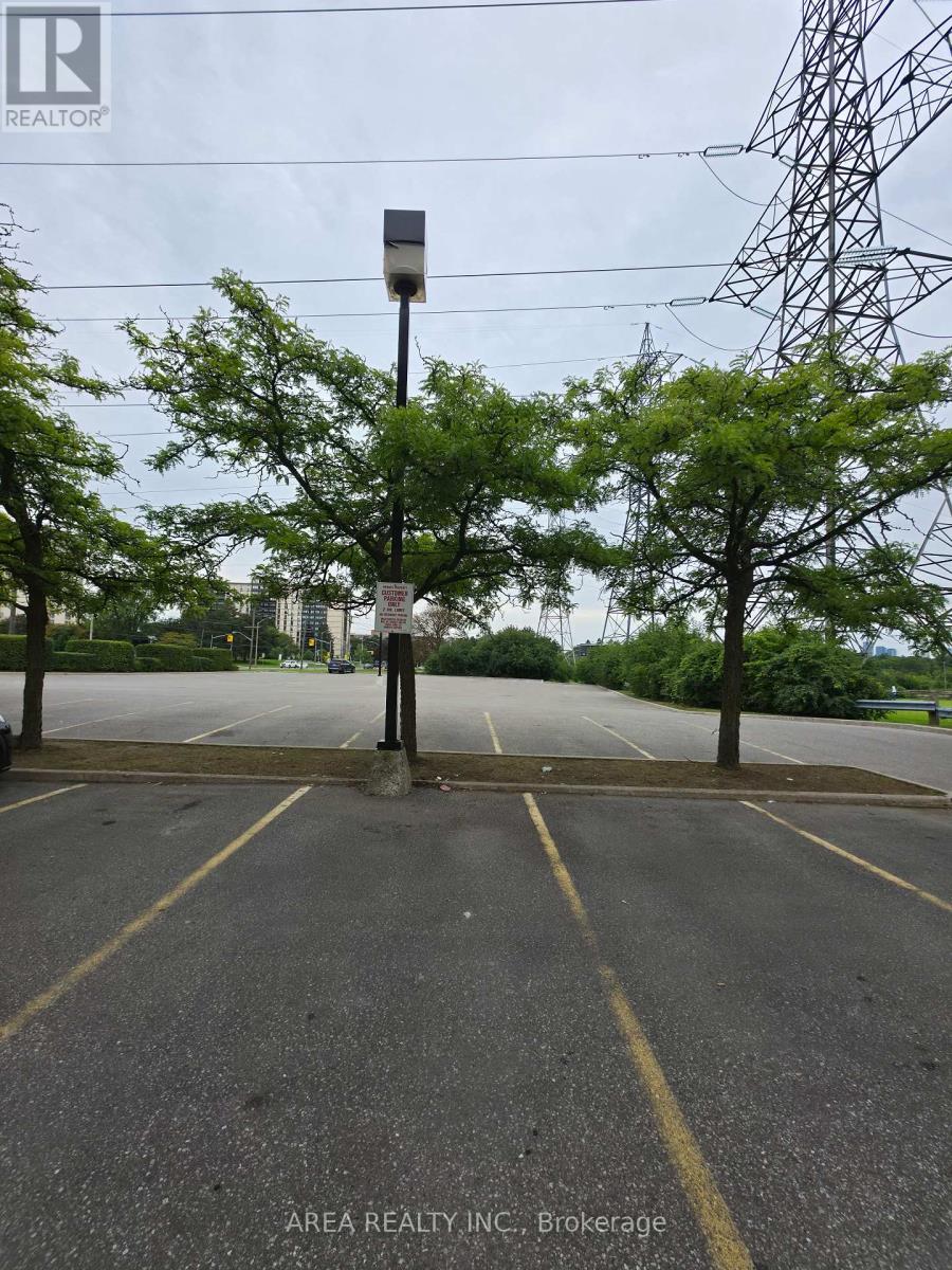 3292 Bayview Avenue, Toronto, Ontario  M2M 4J5 - Photo 18 - C13841734