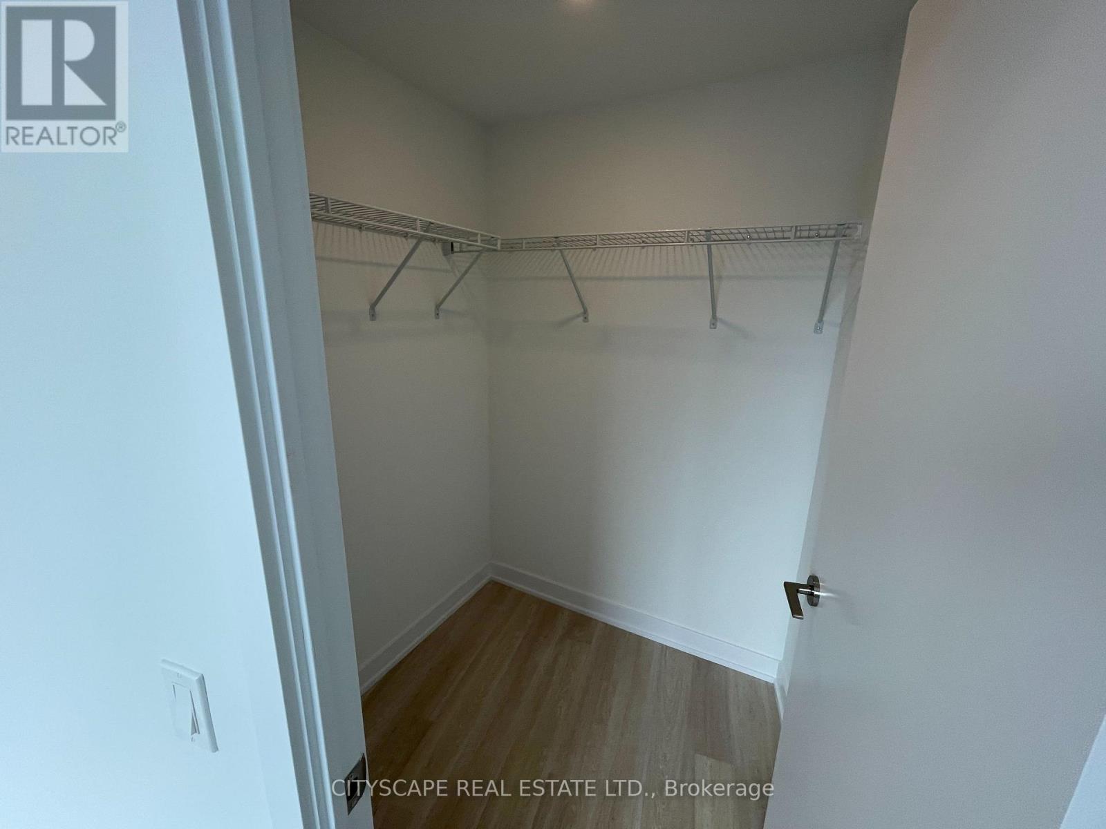 15 Richardson Street, Toronto (Waterfront Communities), Ontario  M5A 0Y5 - Photo 5 - C13841742
