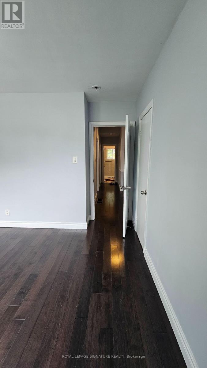 Upper - 11 Mid Pines Road, Toronto (Woburn), Ontario  M1G 2L5 - Photo 7 - E13841664