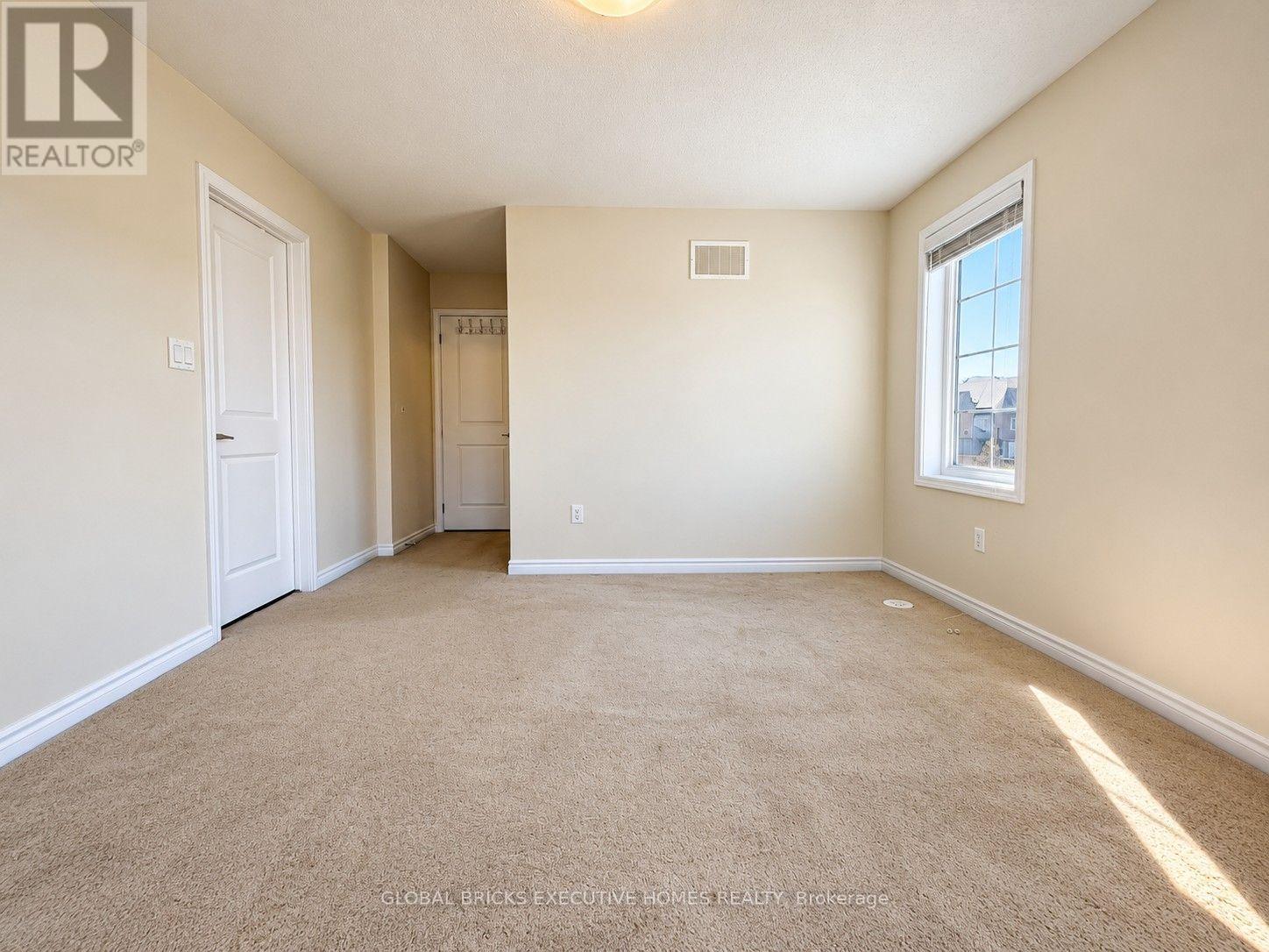 296 Ellen Davidson Drive, Oakville (Go Glenorchy), Ontario  L6M 0V5 - Photo 15 - W13841700