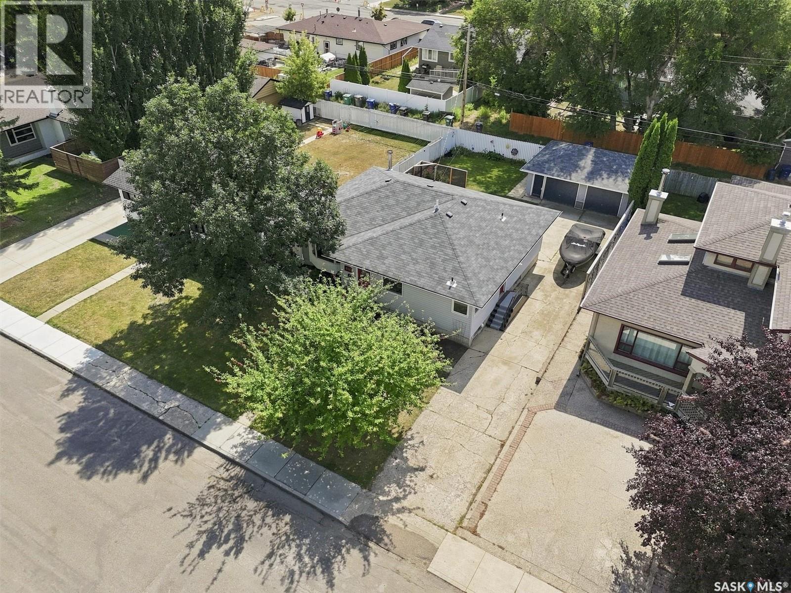 416 Willow Street E, Saskatoon, Saskatchewan  S7J 0C8 - Photo 2 - SK049937