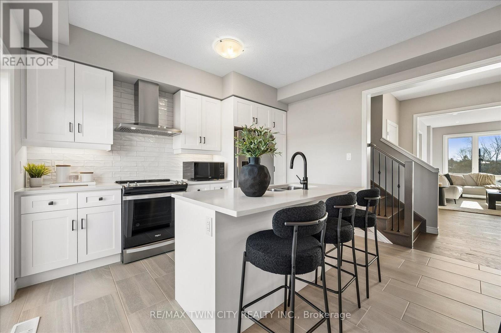 23 Sora Lane, Guelph, Ontario  N1E 0T4 - Photo 9 - X13841702