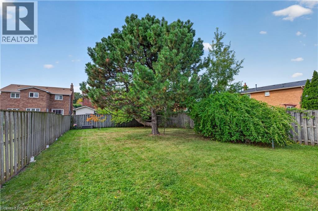 888 Messenger Meadow Drive, Mississauga, Ontario  L5C 3T2 - Photo 36 - 40867010