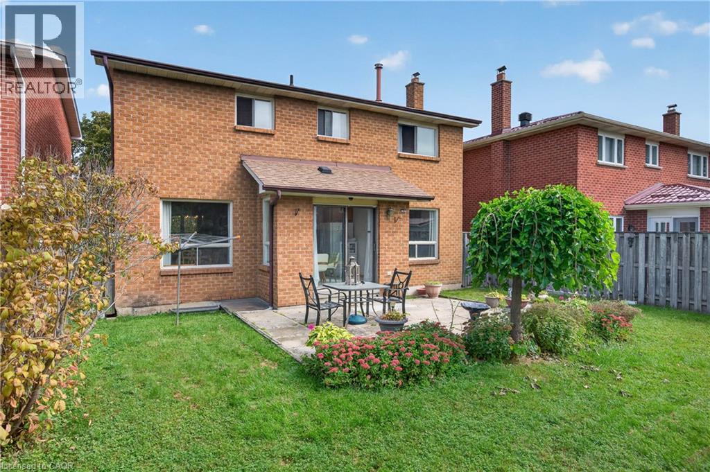 888 Messenger Meadow Drive, Mississauga, Ontario  L5C 3T2 - Photo 38 - 40867010