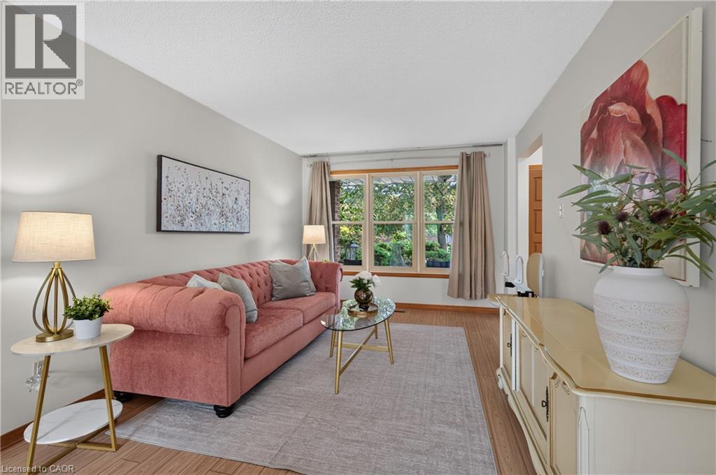 888 Messenger Meadow Drive, Mississauga, Ontario  L5C 3T2 - Photo 8 - 40867010