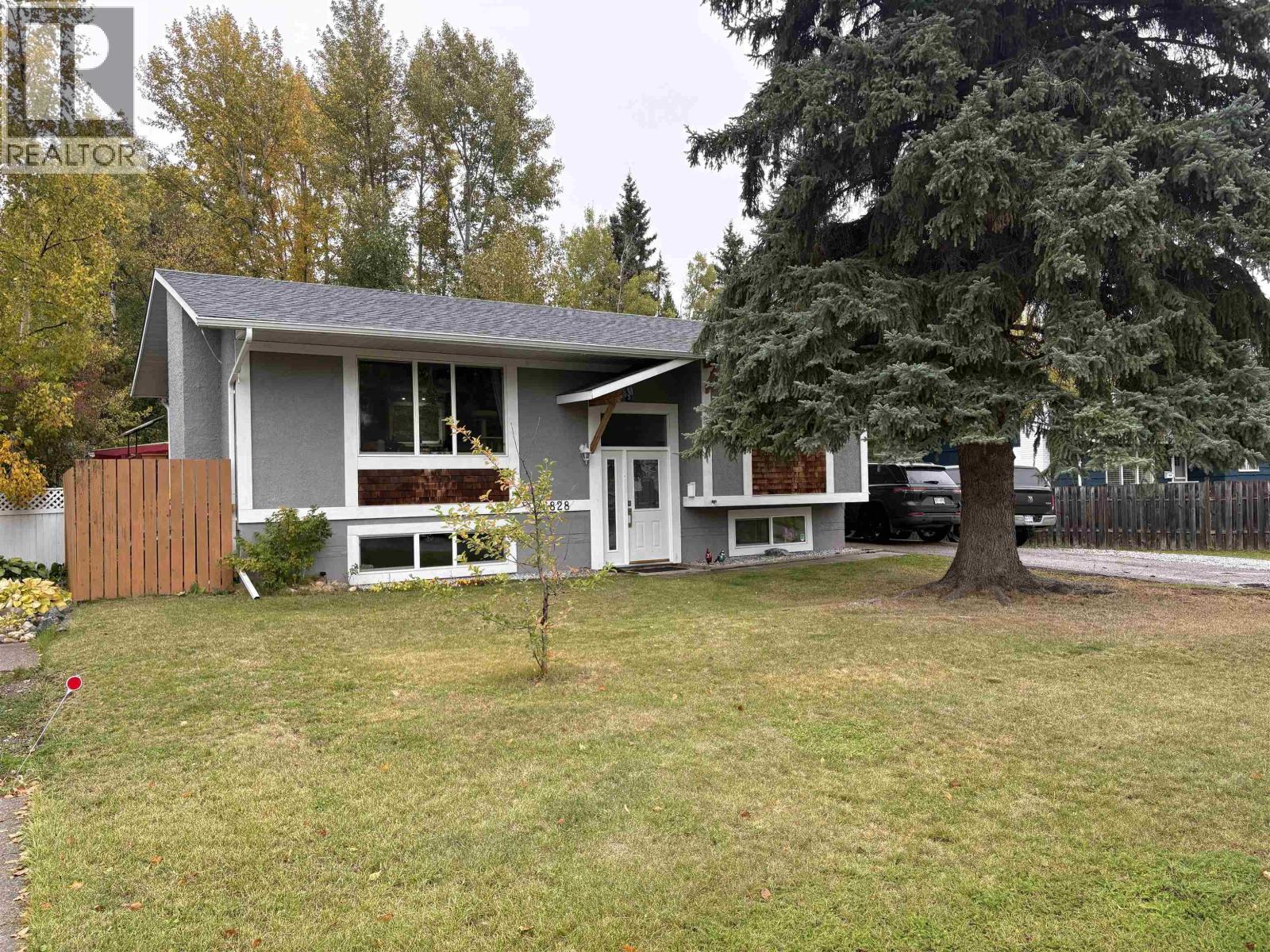 6828 FAIRMONT CRESCENT, Prince George, British Columbia
