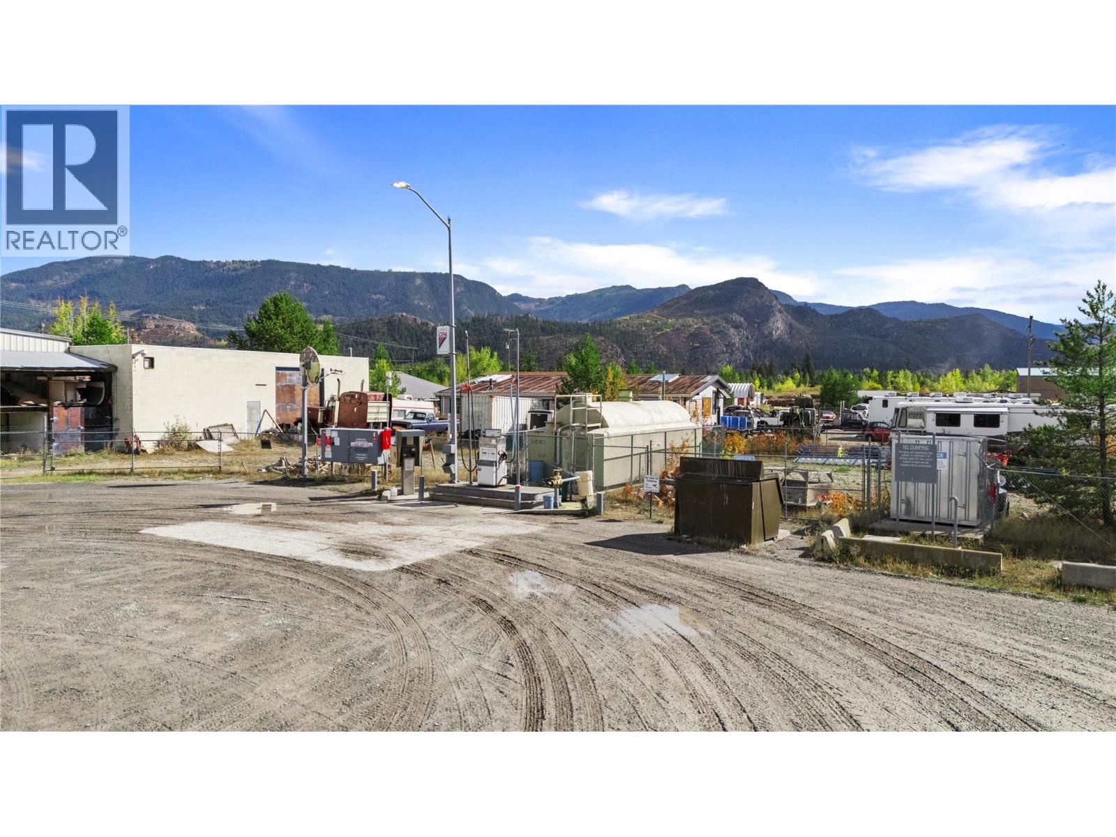 4761 Gilbert Drive