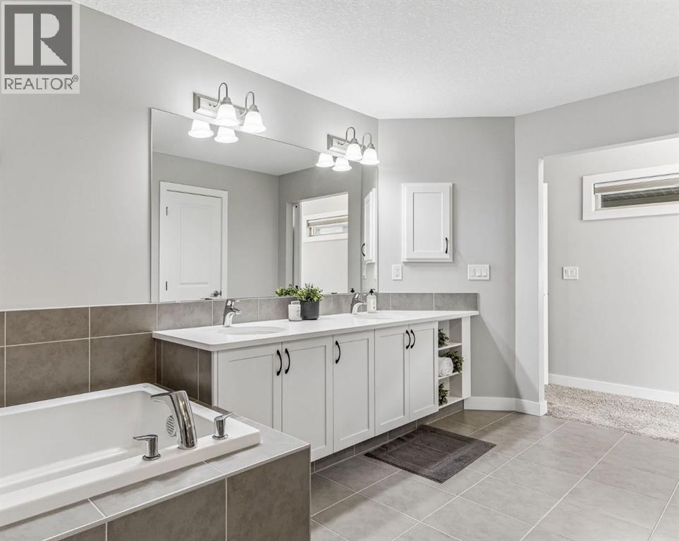 264 Riviera Way, Cochrane, Alberta T4C 0Z2 - Photo 20 - A2346719