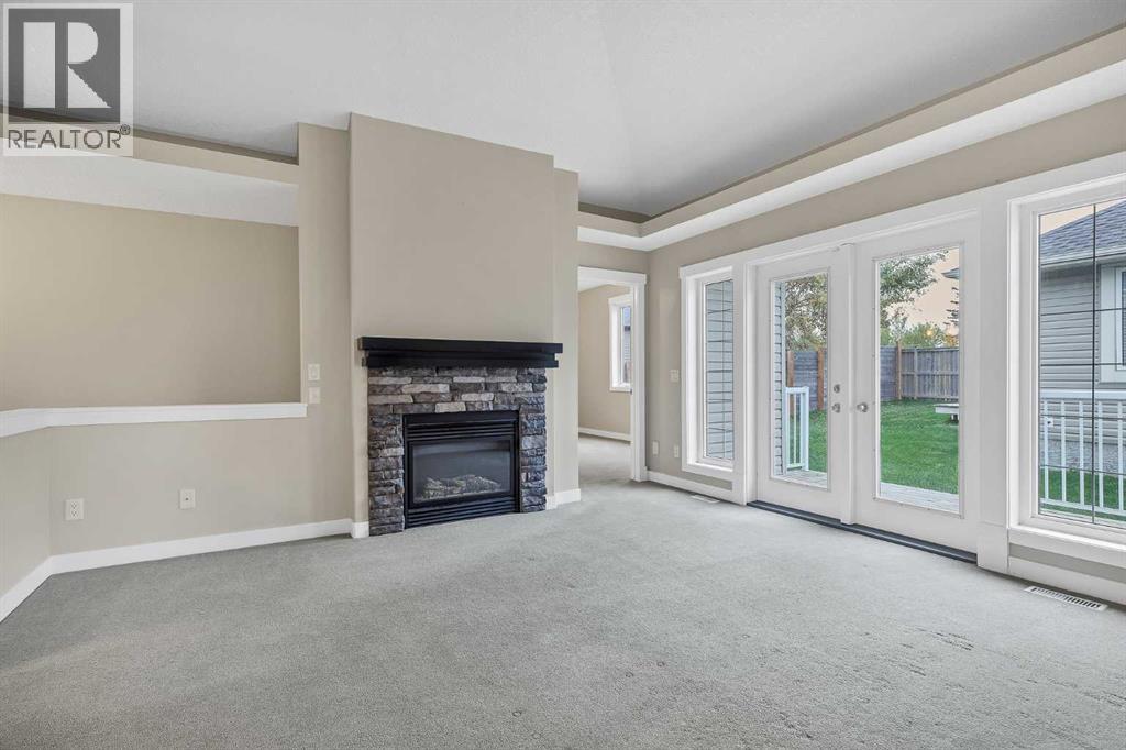 115 Strathmore Lakes Common
