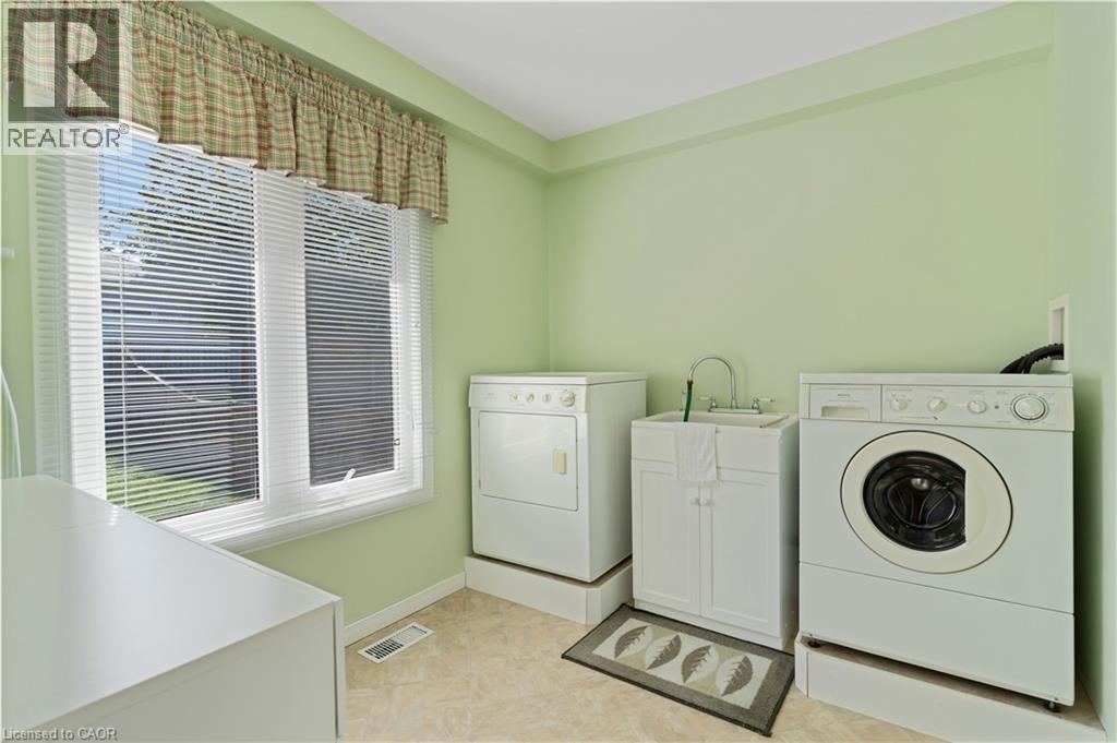 297 Wilson Avenue, Kitchener, Ontario  N2C 1G9 - Photo 25 - 40863918