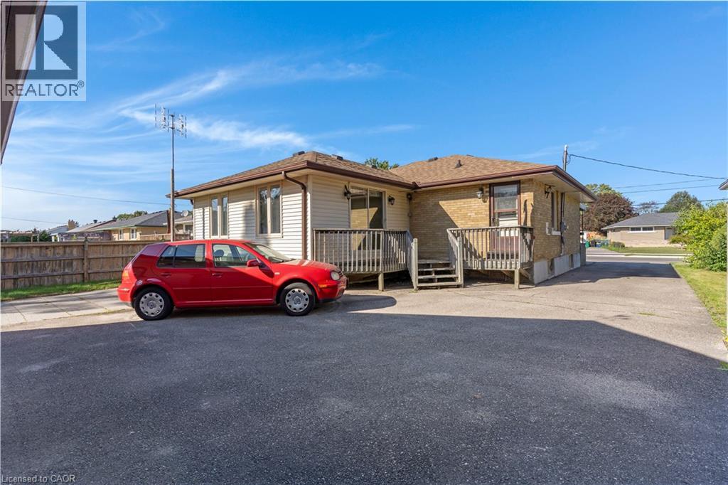 297 Wilson Avenue, Kitchener, Ontario  N2C 1G9 - Photo 3 - 40863918