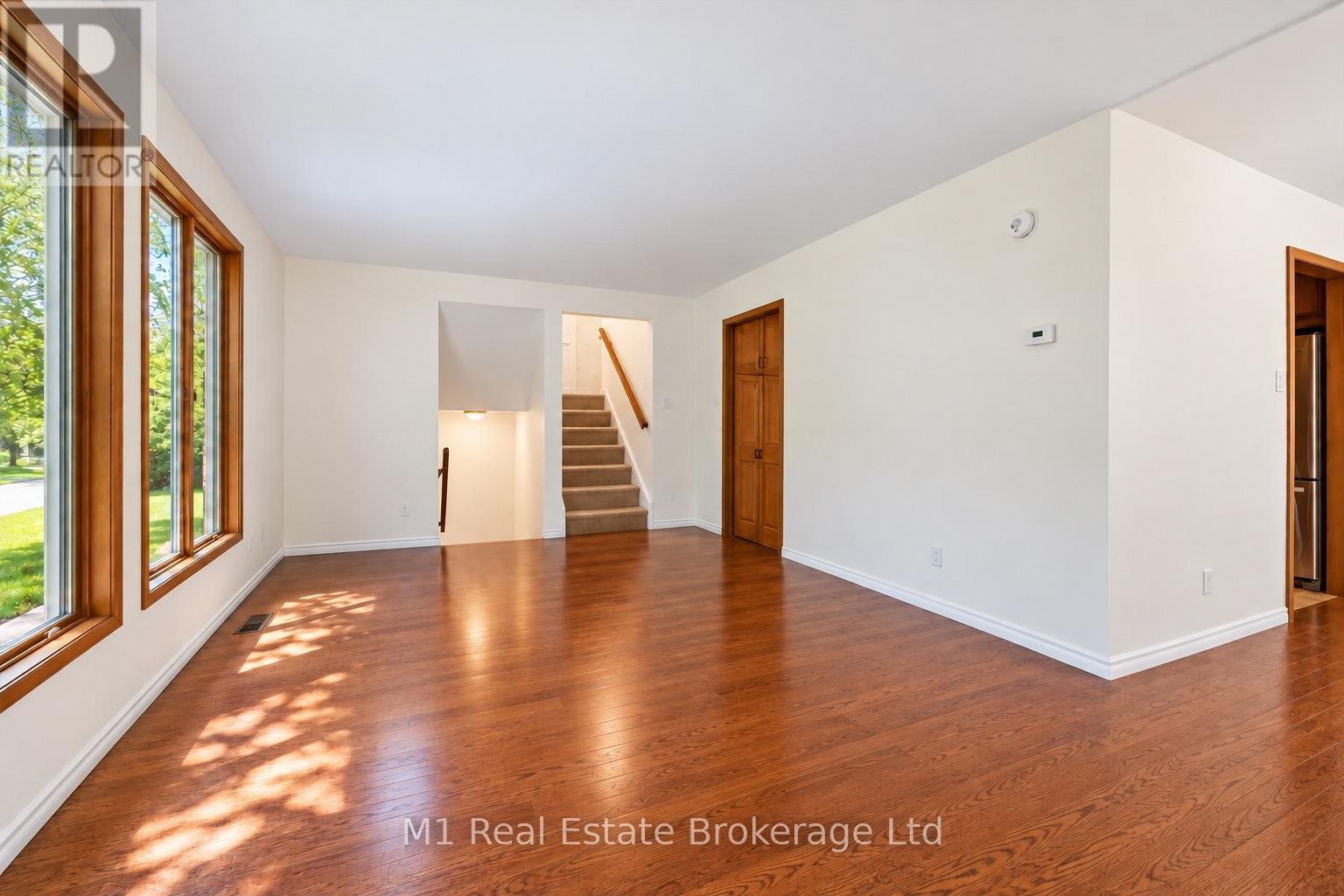 610 St David Street S, Centre Wellington, Ontario  N1M 2L9 - Photo 11 - X13735072