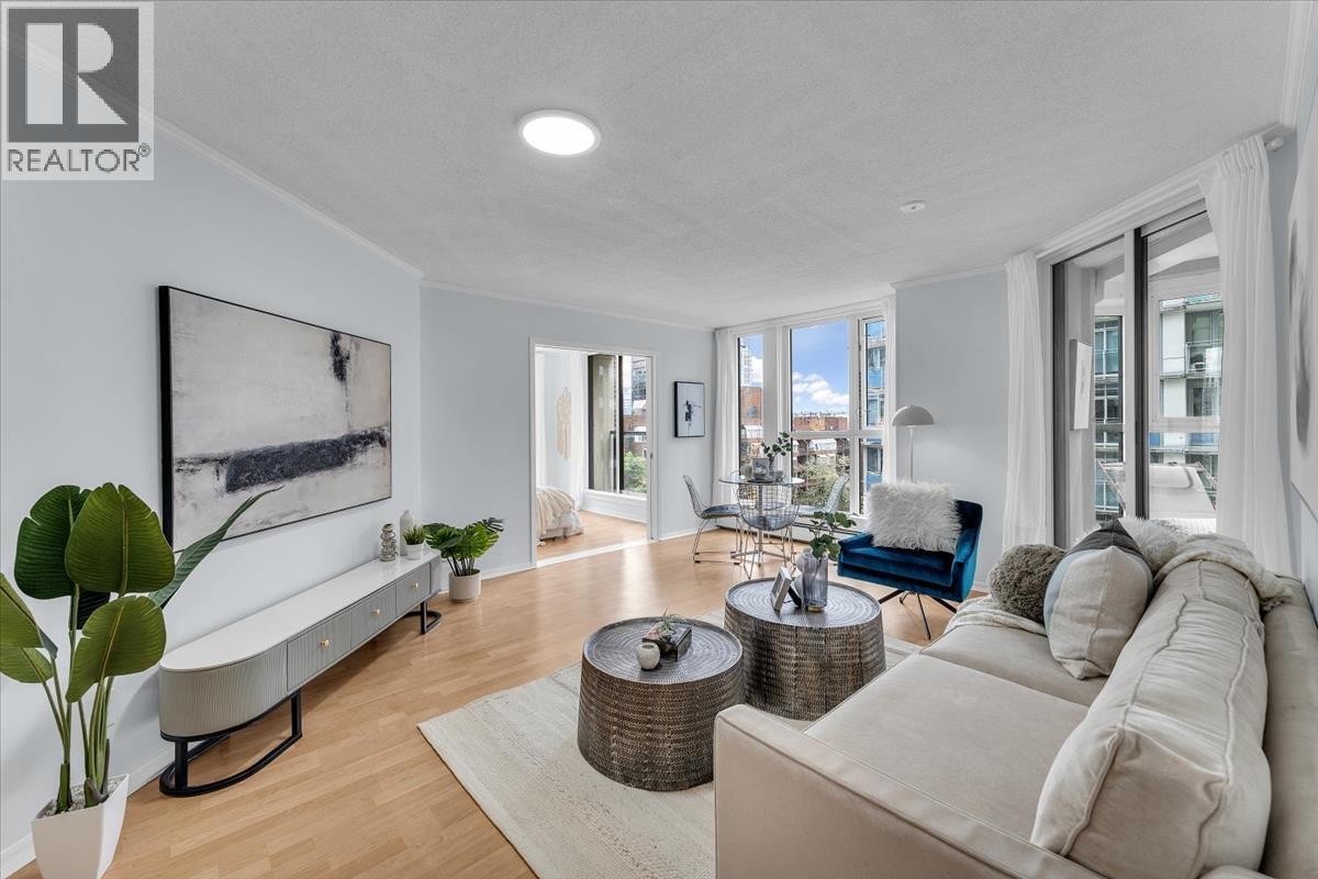 701 1010 BURNABY STREET, Vancouver, British Columbia
