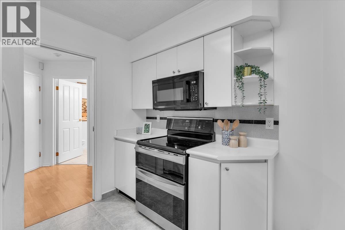 701 1010 BURNABY STREET