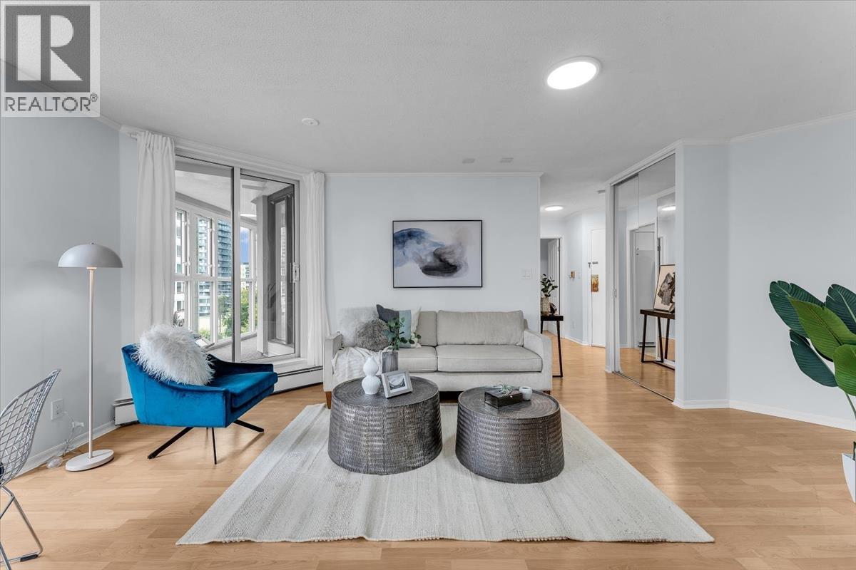701 1010 BURNABY STREET