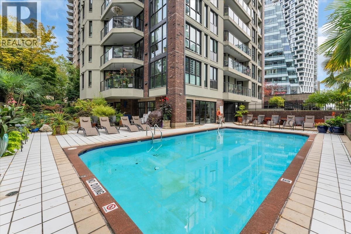 701 1010 BURNABY STREET
