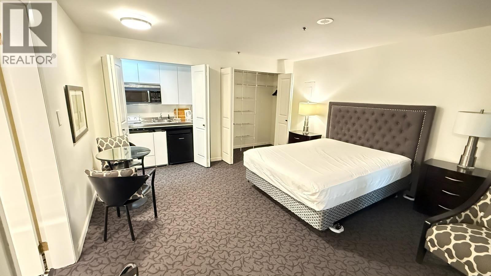 701 1010 BURNABY STREET