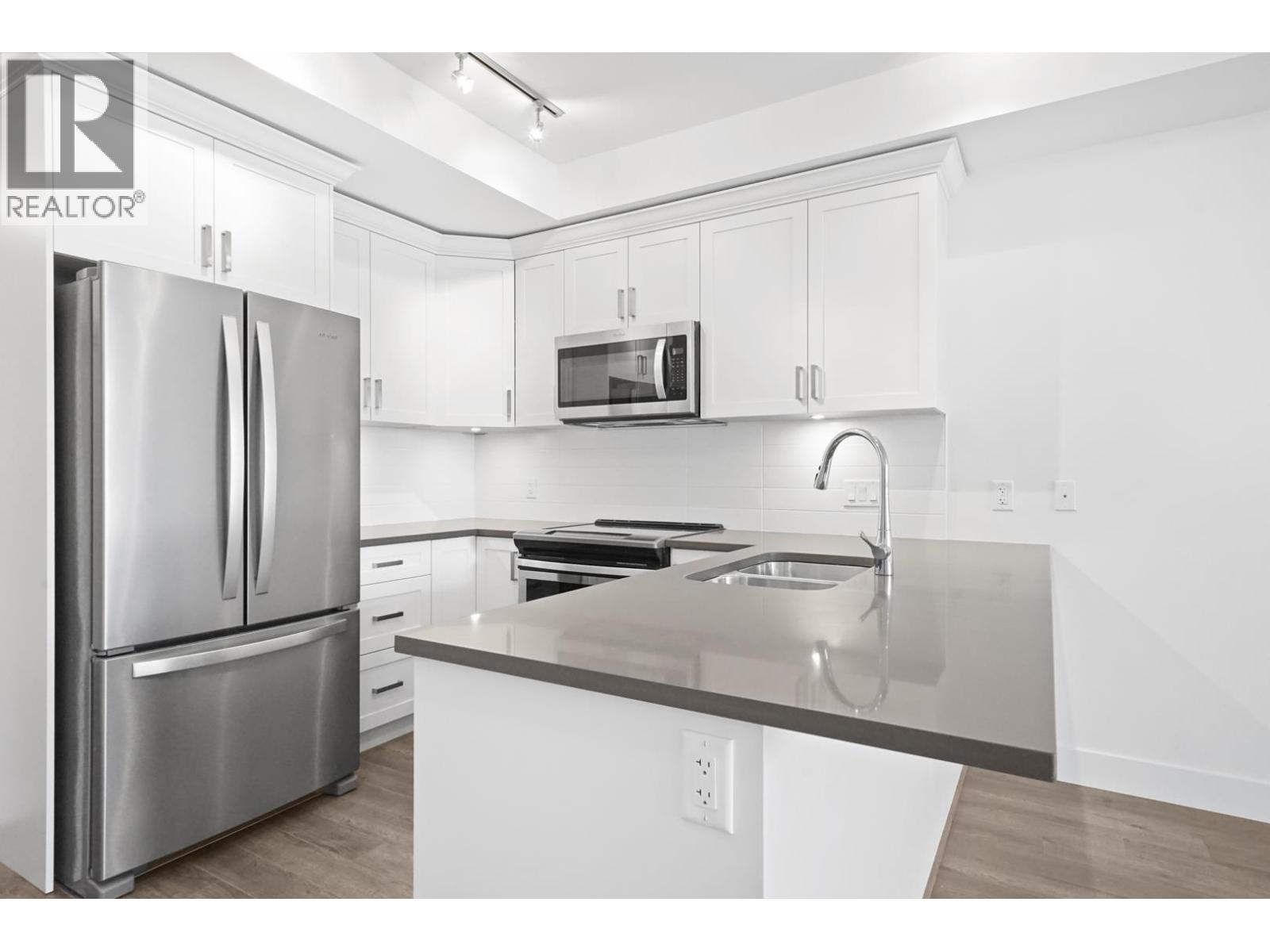 304 2436 Kelly Avenue, Port Coquitlam, British Columbia  V3C 1Y4 - Photo 4 - R3170824