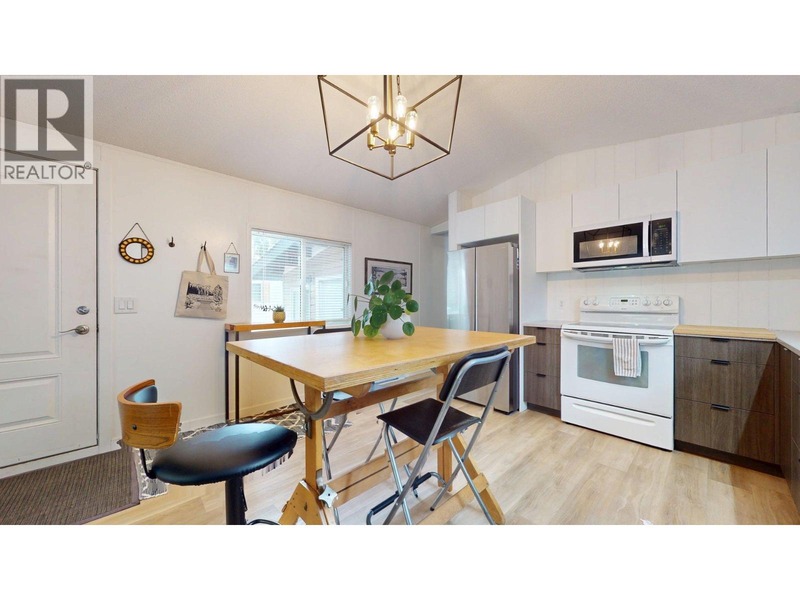 3 7617 Pemberton Meadows, Pemberton, British Columbia  V0N 2L0 - Photo 10 - R3170806