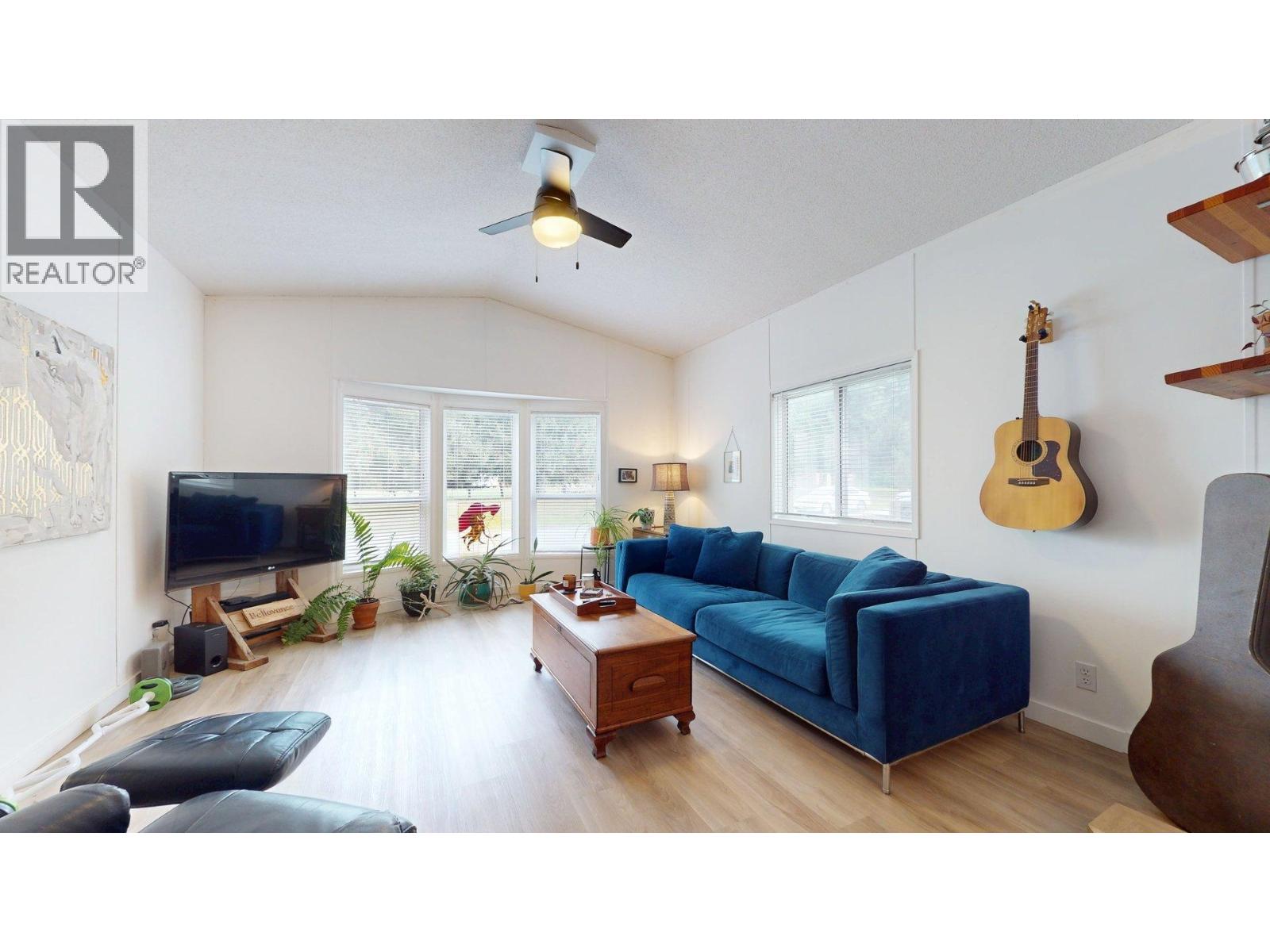 3 7617 Pemberton Meadows, Pemberton, British Columbia  V0N 2L0 - Photo 3 - R3170806