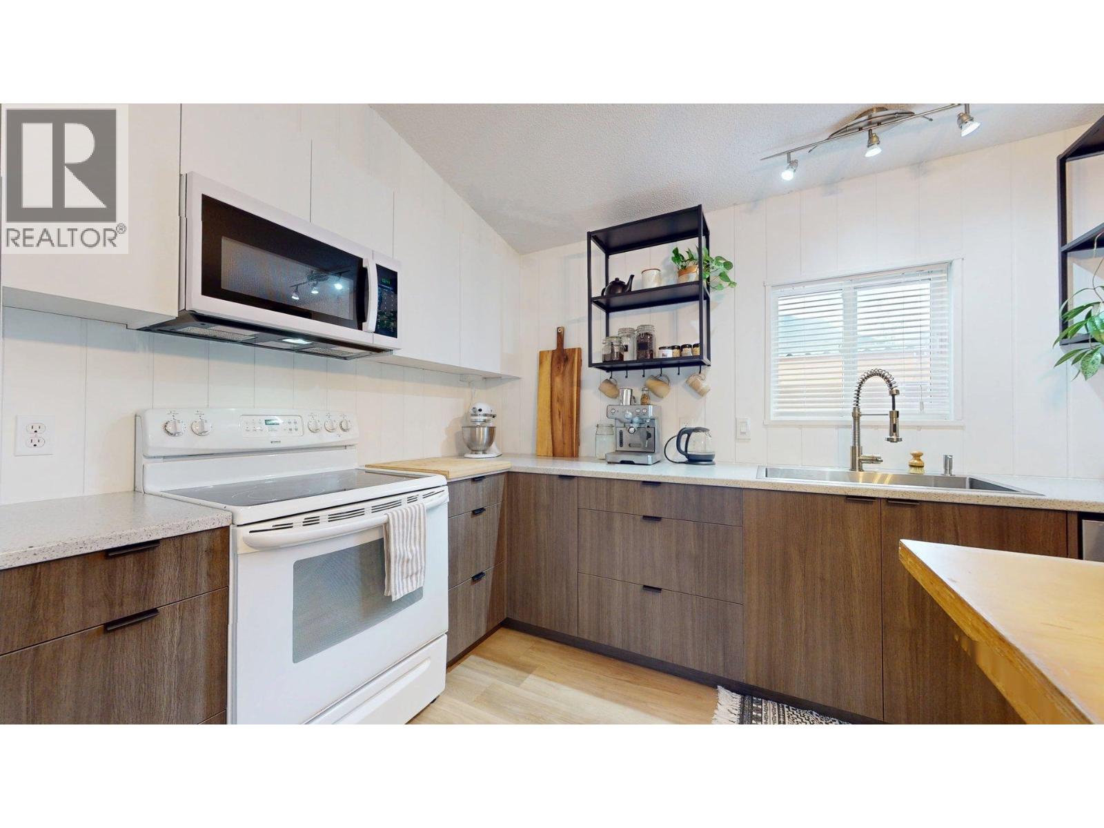 3 7617 Pemberton Meadows, Pemberton, British Columbia  V0N 2L0 - Photo 8 - R3170806