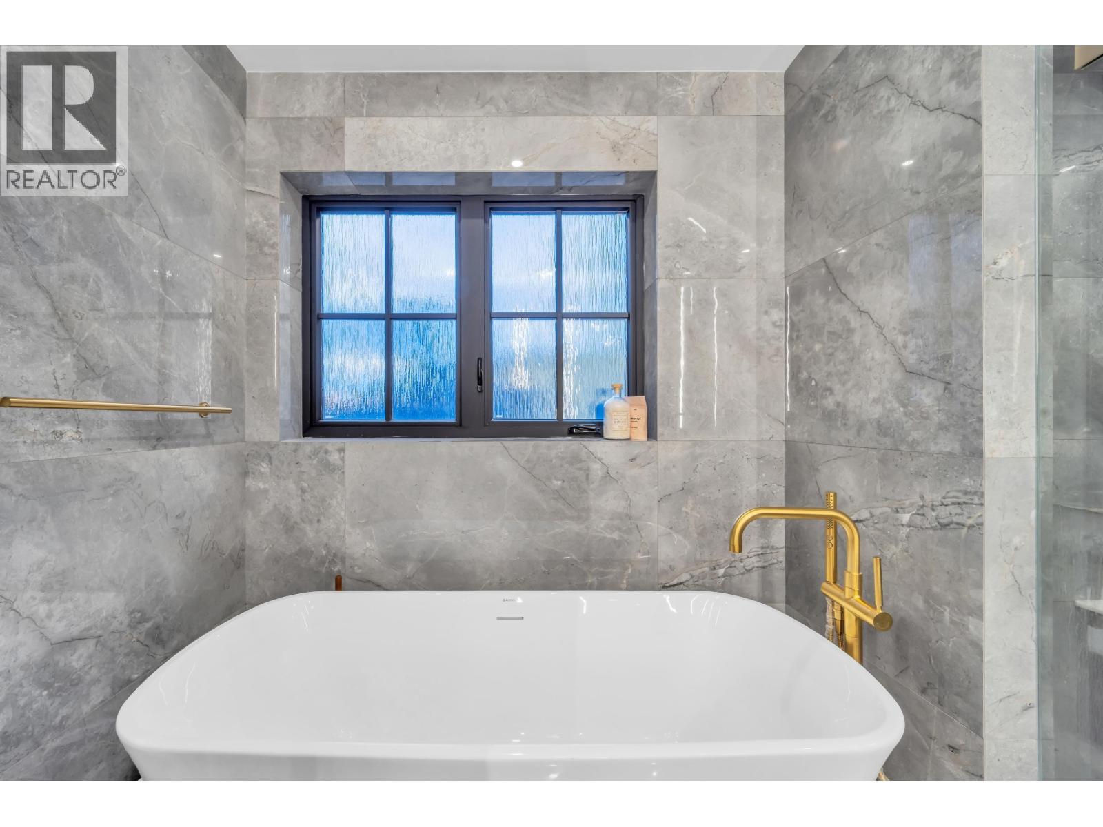 1443 W 57th Avenue, Vancouver, British Columbia  V6P 1T1 - Photo 12 - R3170812