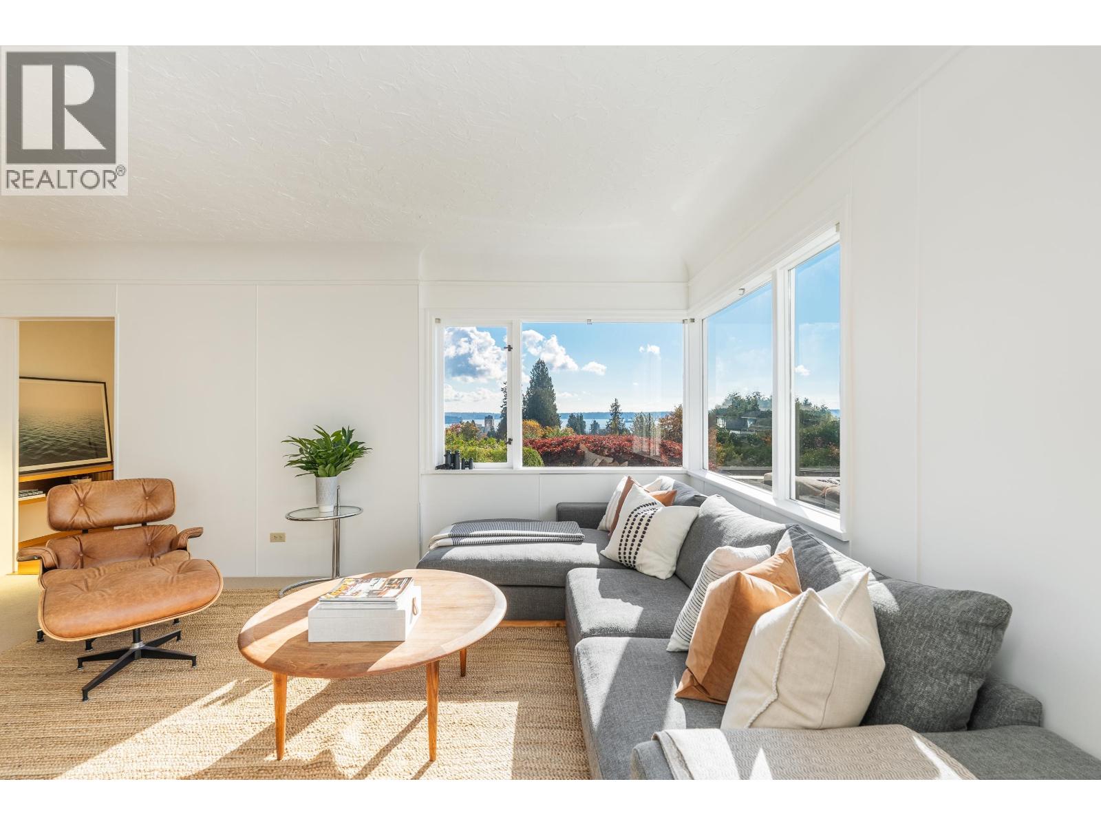 2077 Kings Avenue, West Vancouver, British Columbia  V7V 2B7 - Photo 11 - R3170822