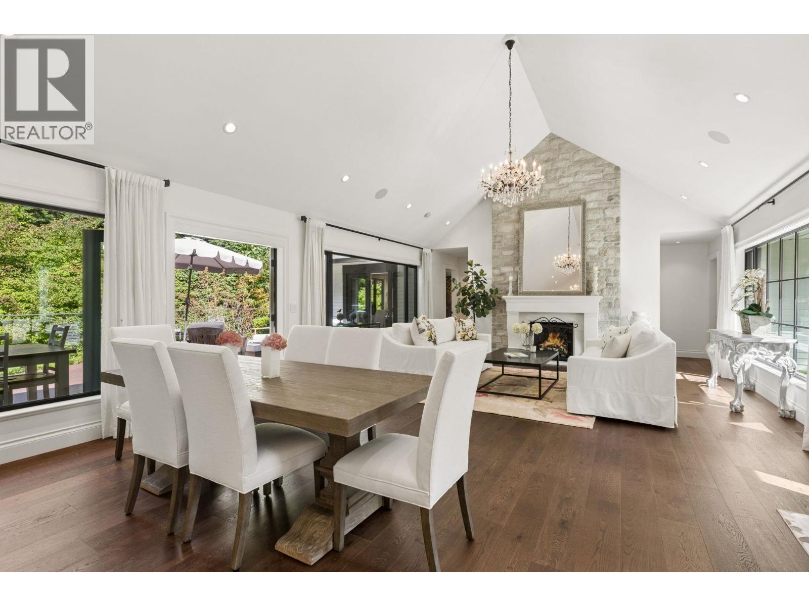 435 Macbeth Crescent, West Vancouver, British Columbia  V7T 1V8 - Photo 11 - R3170844