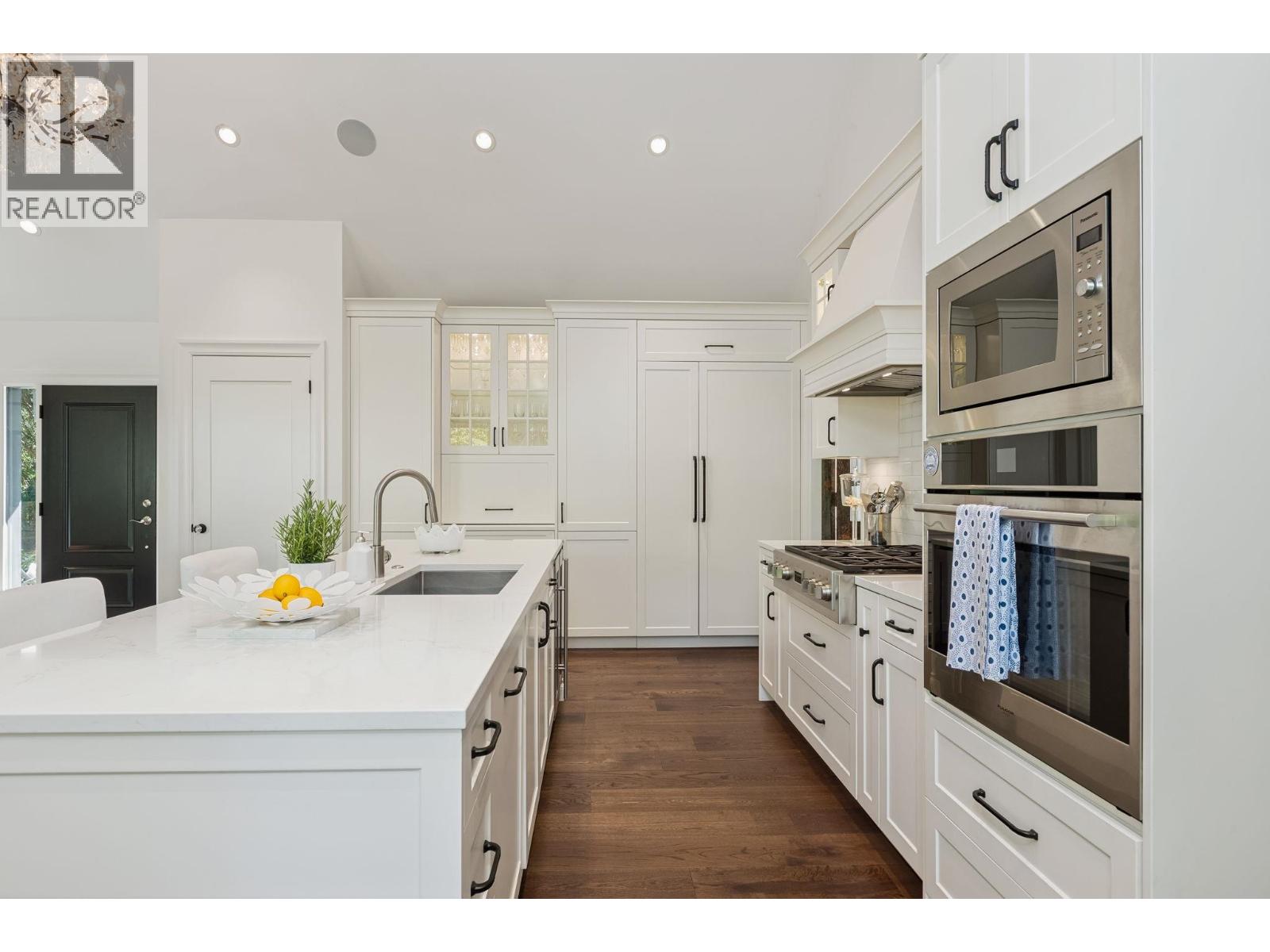 435 Macbeth Crescent, West Vancouver, British Columbia  V7T 1V8 - Photo 12 - R3170844