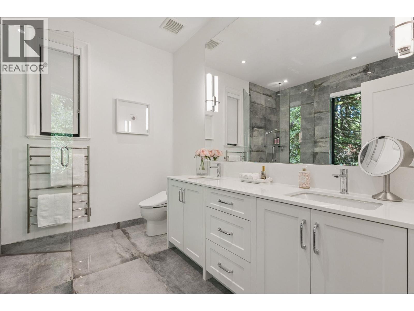 435 Macbeth Crescent, West Vancouver, British Columbia  V7T 1V8 - Photo 16 - R3170844