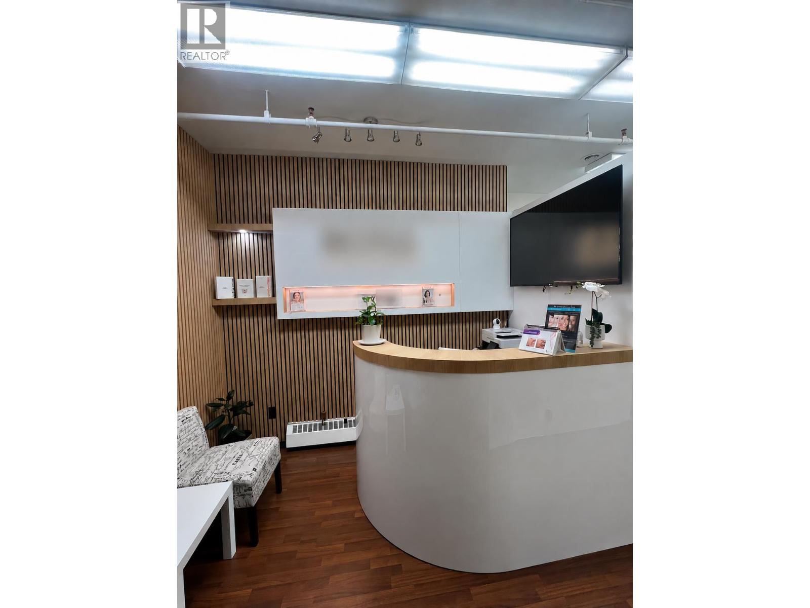 11766 CONFIDENTIAL, vancouver, British Columbia