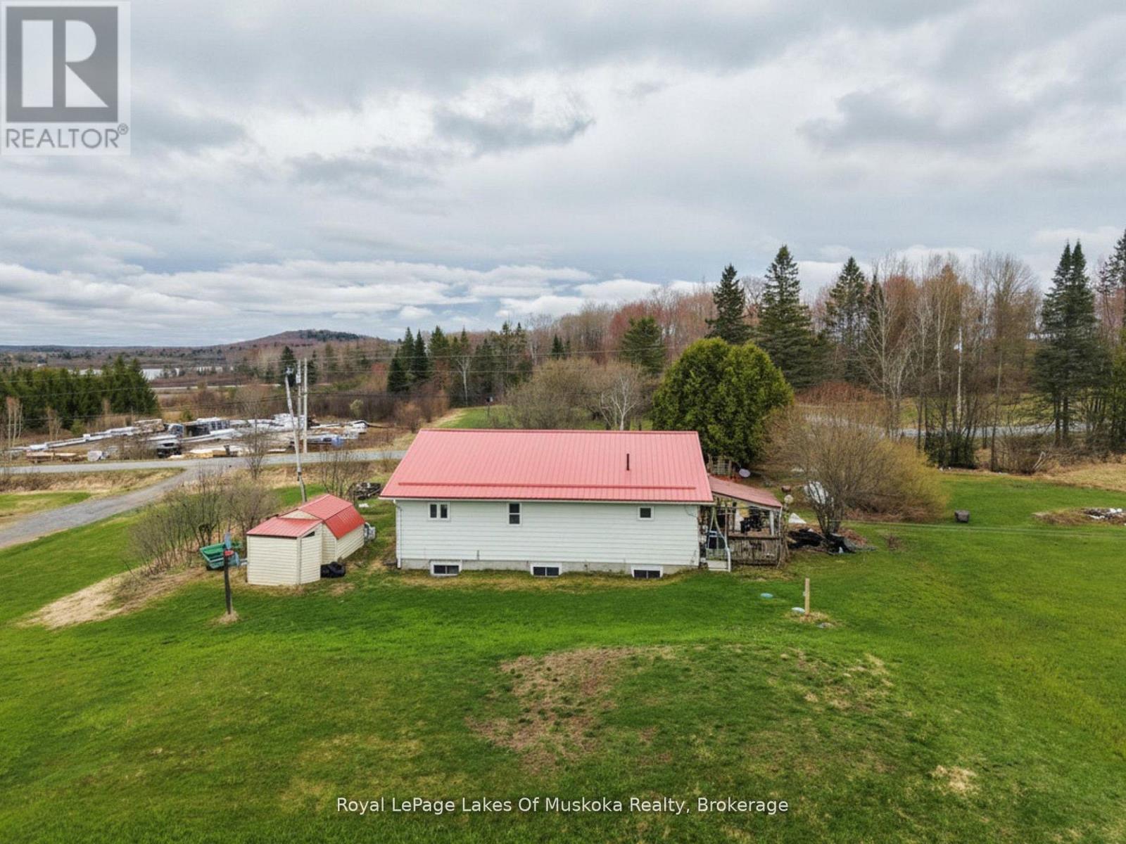 250 Stephenson Rd 12 West Road W, Huntsville, Ontario P0B 1M0 - Photo 5 - X13841778