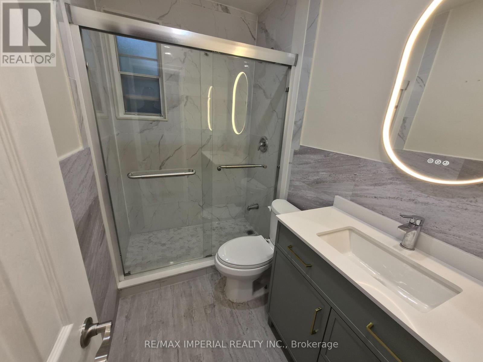 262 Mcconvey Drive, Richmond Hill, Ontario  L4C 3K2 - Photo 13 - N13841752