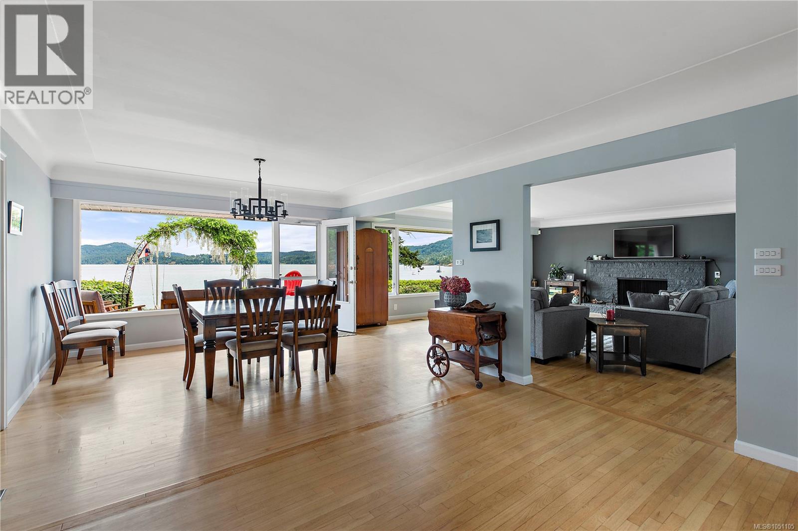 5957 Sooke Rd