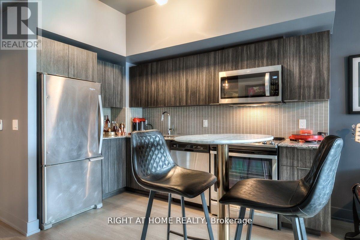 540 - 30 Shore Breeze Drive, Toronto, Ontario  M8V 1A1 - Photo 3 - W13841754