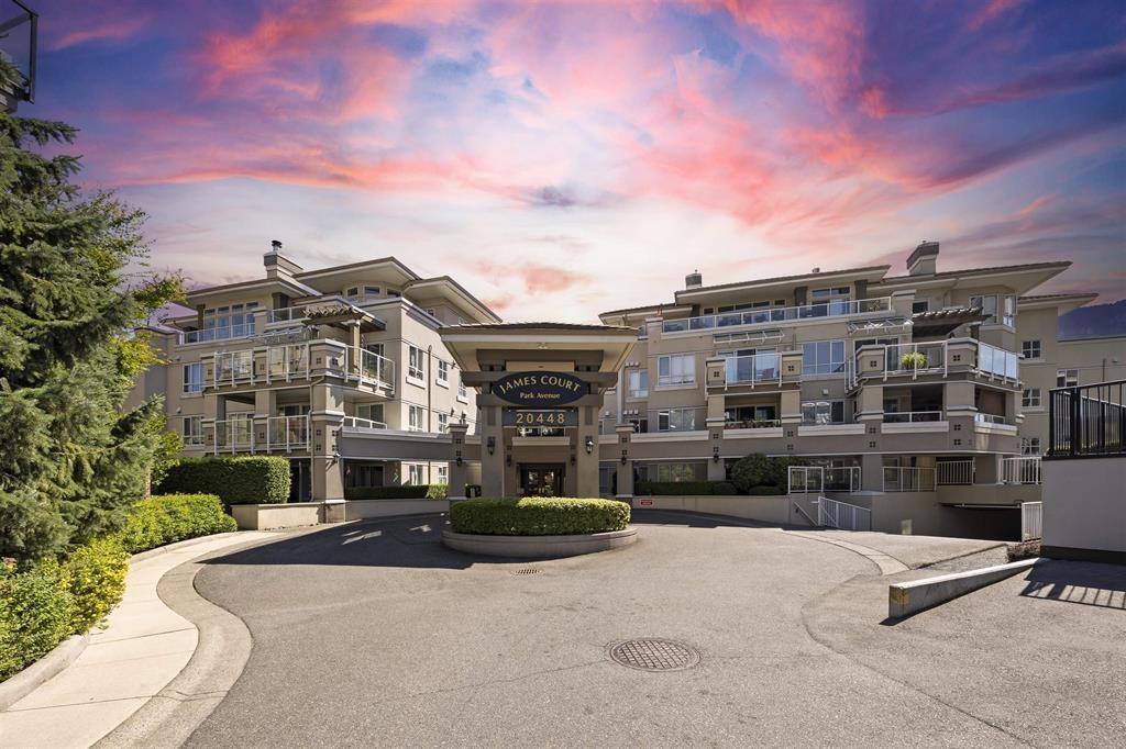 302 20448 PARK AVENUE, langley, British Columbia