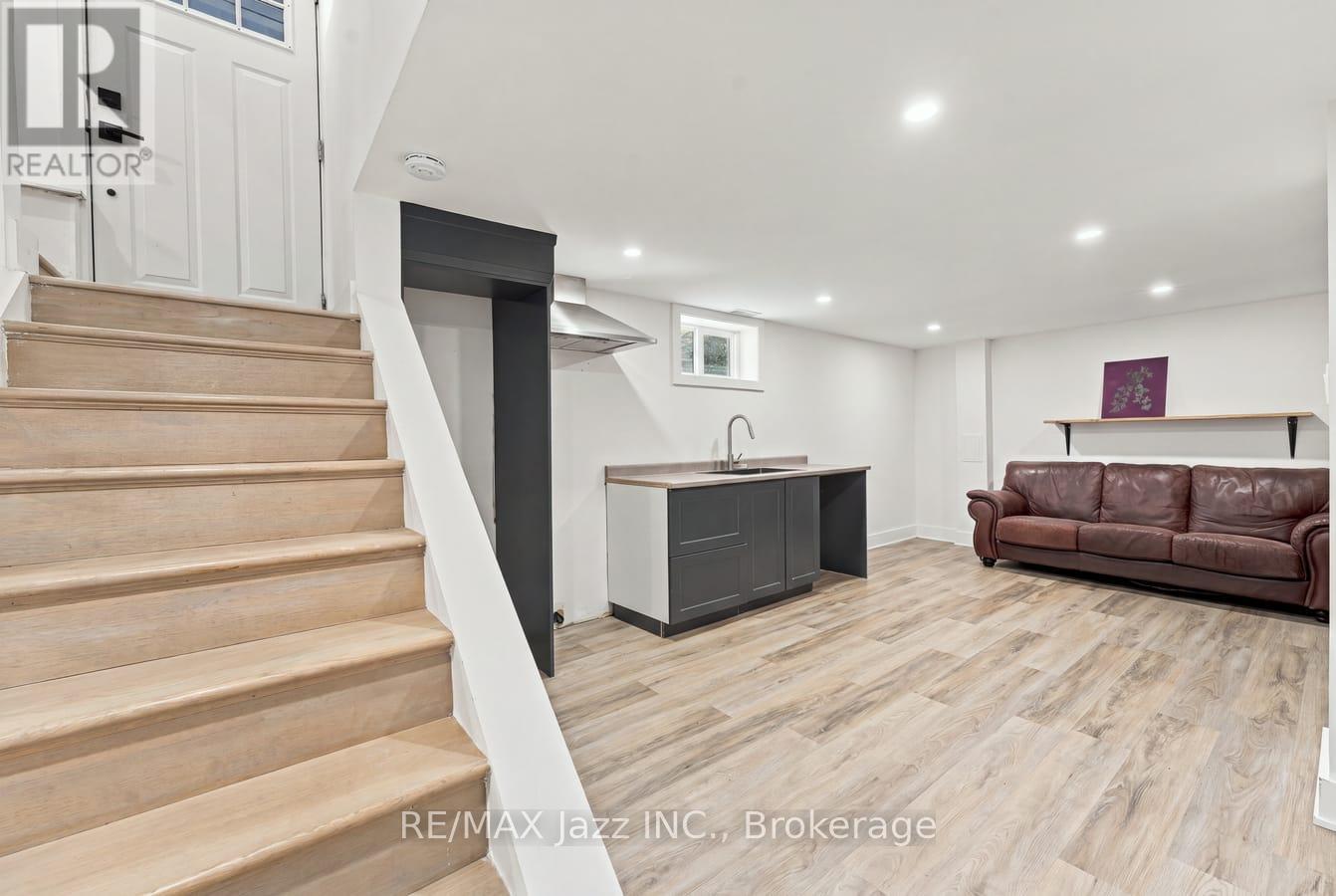 388 Eagle Street, Newmarket, Ontario  L3Y 1K4 - Photo 15 - N13831652