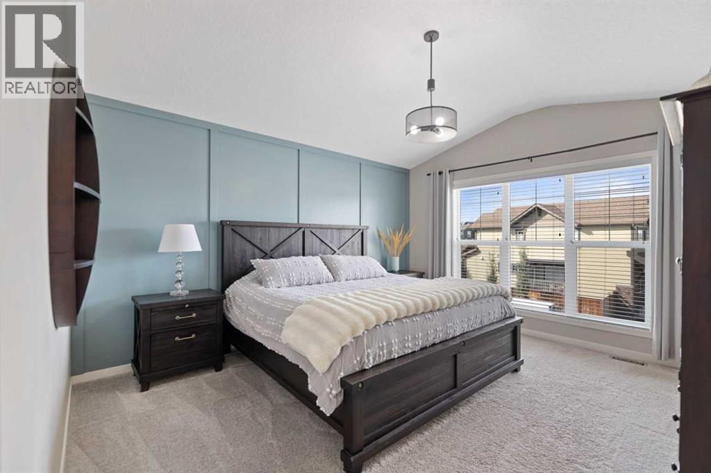 124 Masters Crescent SE