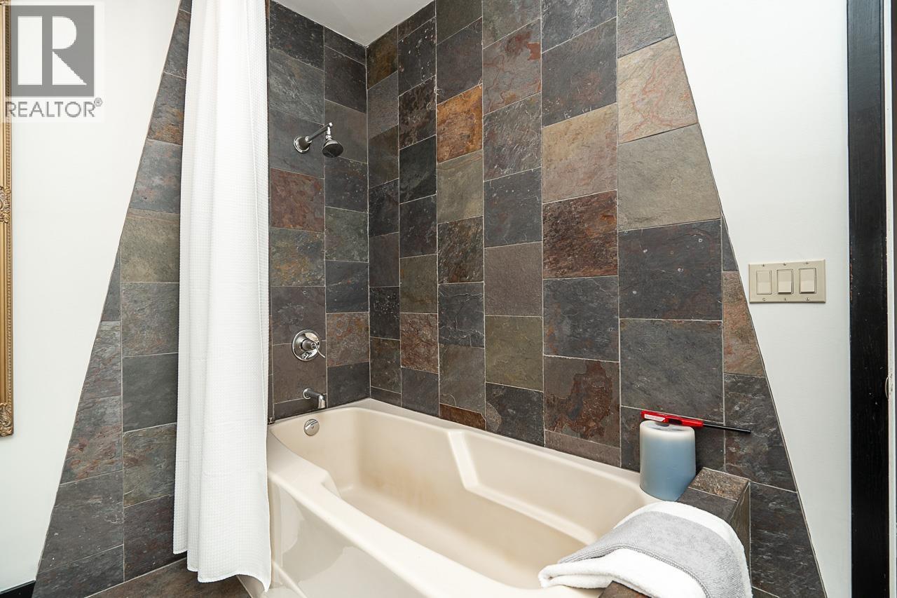 6469 Marine Drive, Burnaby, British Columbia  V3N 2Y5 - Photo 23 - R3170541