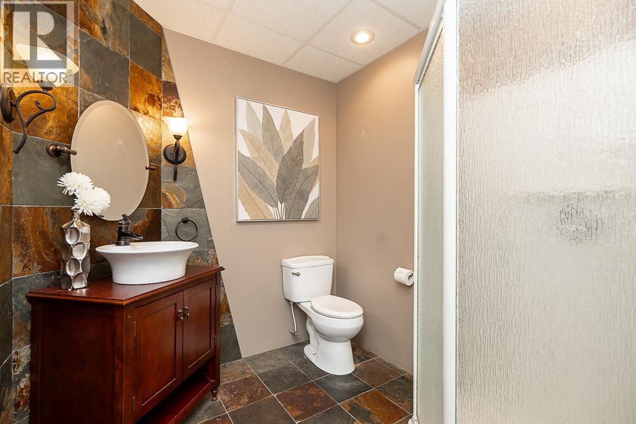 6469 Marine Drive, Burnaby, British Columbia  V3N 2Y5 - Photo 24 - R3170541