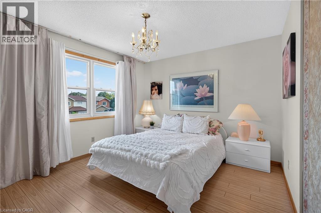 888 Messenger Meadow Drive, Mississauga, Ontario  L5C 3T2 - Photo 30 - 40867010